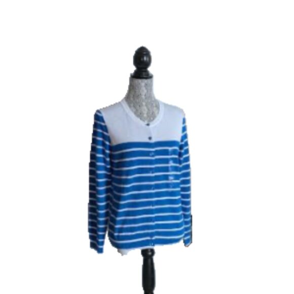 2/$30 +$9.99 Shipping -NWOT Tommy Hilfiger Cardigan Sweater - Picture 4 of 6